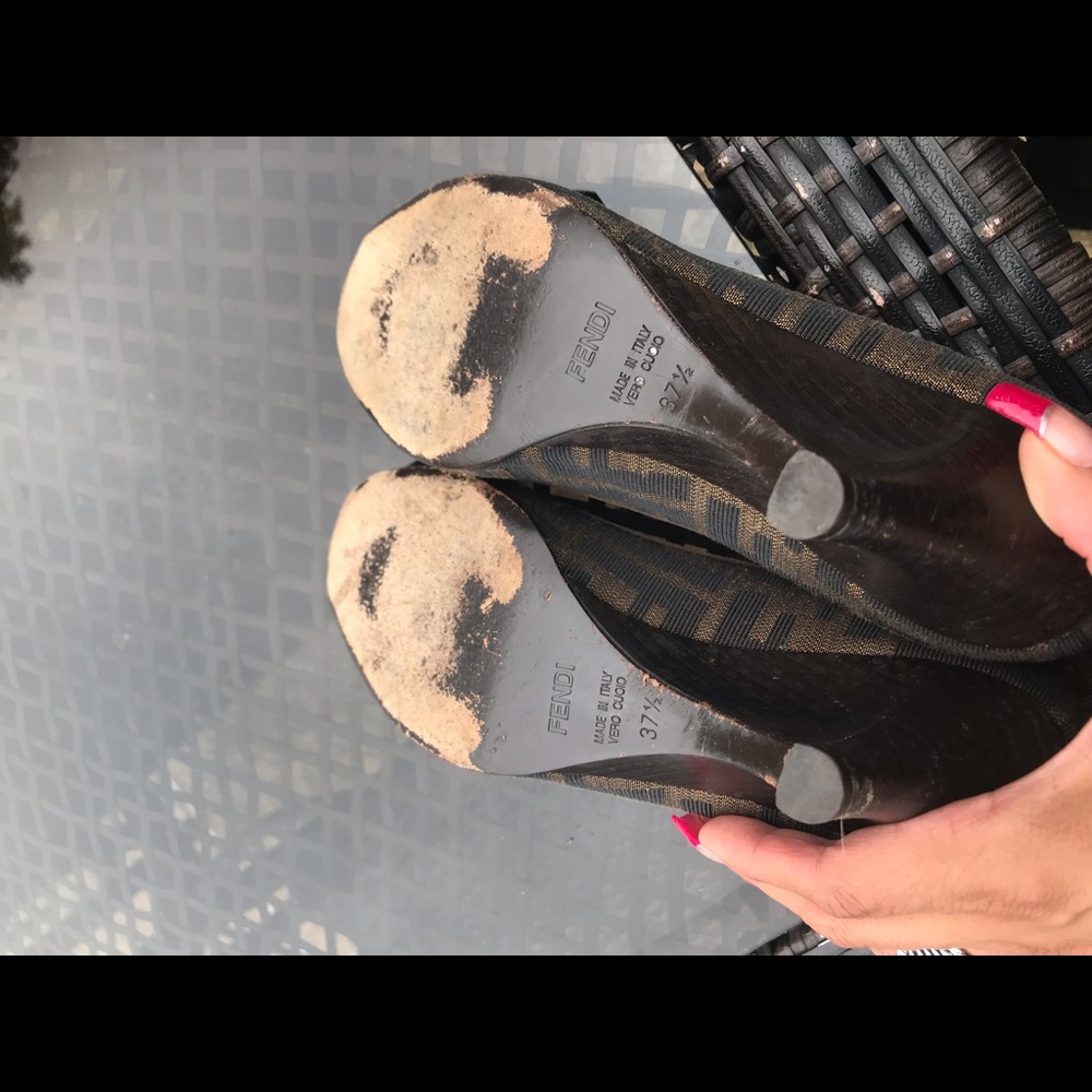 Fendi Zucca wedges - Picture 2 of 6